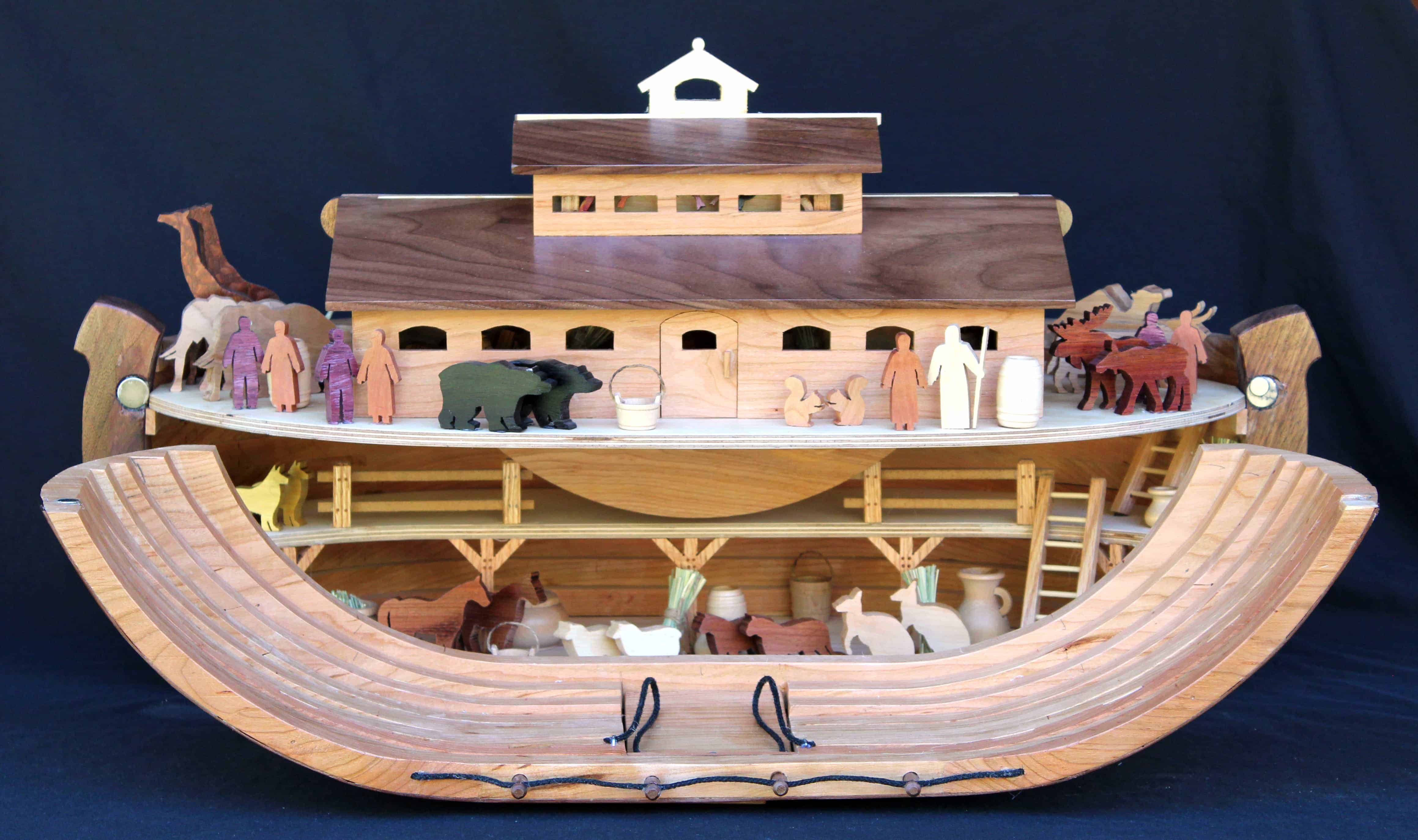 Noah's Ark Woodworking pan with dozens of patterns for building parts