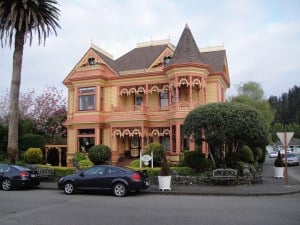 100 plus year old Victorian House used as a model for the woodworking plan