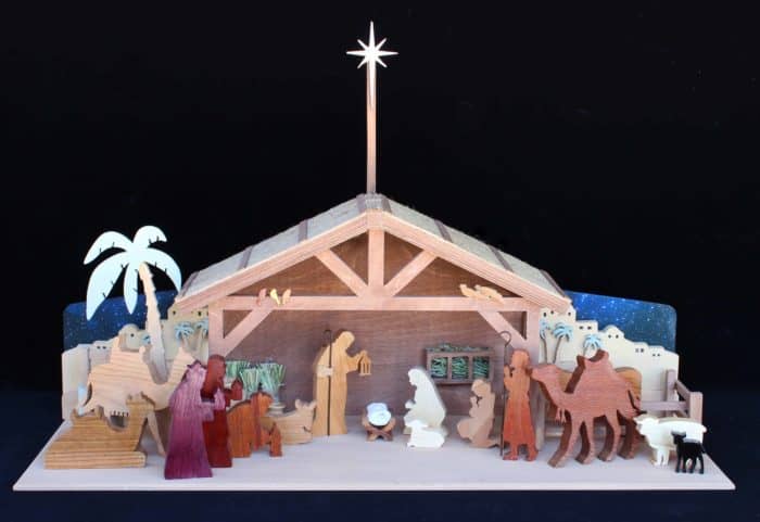 Nativity woodworking plan includes lighting instructions